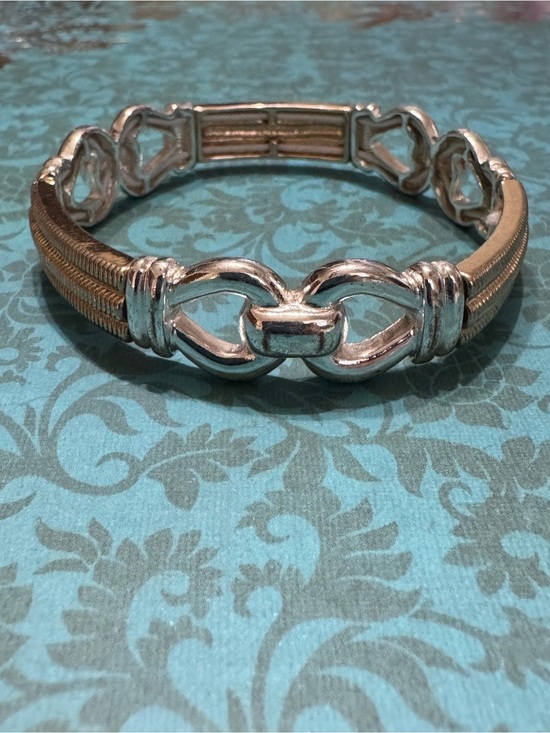 Napier Jewelry - VINTAGE NAPIER TWO TONE STRETCH BRACELET